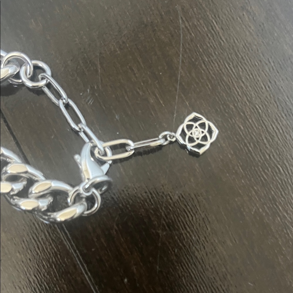 Kendra Scott Silver-Link Charm Bracelet with Tassel & Pearl - Picture 4 of 4